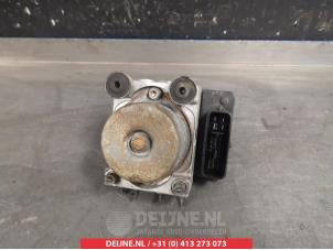 Mitsubishi Outlander ABS pump O338066 photo 2