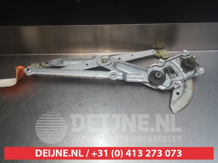 Toyota Starlet Window mechanism 2-door, front right O276310