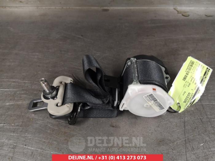 Nissan Note Sicherheitsgurt rechts hinten O315938