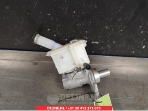 Gebruikte Hoofdremcilinder Nissan Note (E12) 1.2 68 Prijs op aanvraag aangeboden door V.Deijne Jap.Auto-onderdelen BV