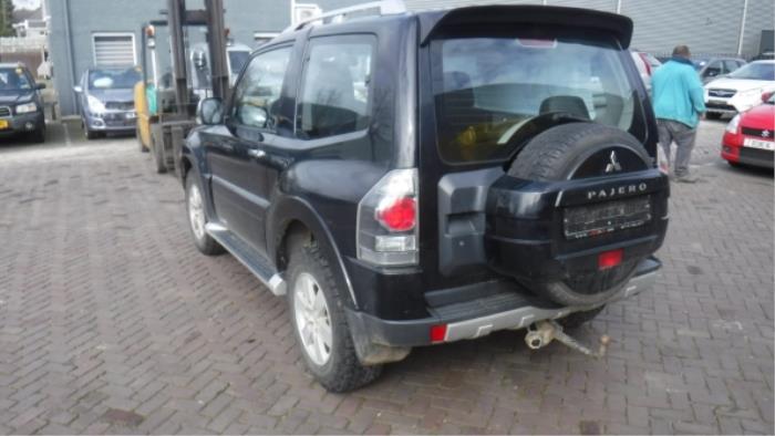 Mitsubishi Pajero Achterlicht links O298192