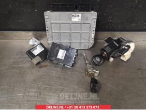 Gebruikte Computer Motormanagement Toyota Avensis (T27) 2.2 16V D-4D-F 150 Prijs € 100,00 Margeregeling aangeboden door V.Deijne Jap.Auto-onderdelen BV