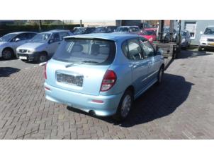 Daihatsu Sirion Stoßstange hinten O292866 foto 3