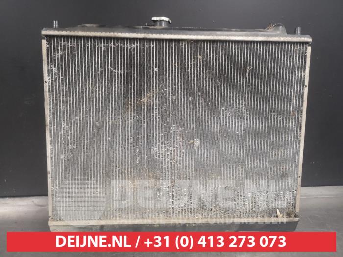 Gebruikte Radiateur Mitsubishi Pajero Hardtop (V6/7) 3.8 V6 24V MIVEC Prijs € 75,00 Margeregeling aangeboden door V.Deijne Jap.Auto-onderdelen BV