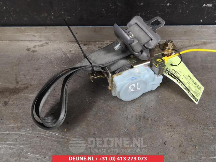 Hyundai Getz Front seatbelt, right O315054