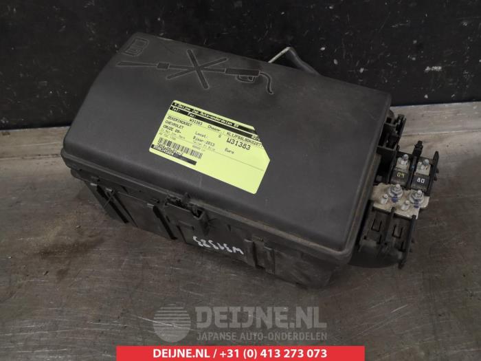 Chevrolet Cruze Fuse box O350248