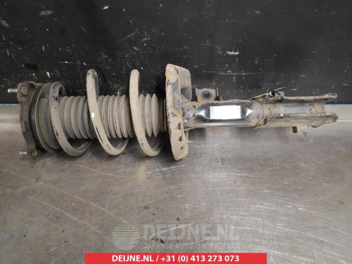 Hyundai I30 Schokdemperpoot links-voor O320502
