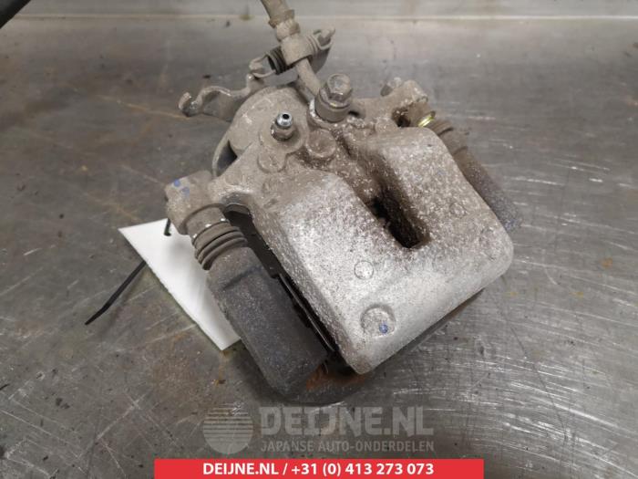 Hyundai I30 Remklauw (Tang) links-achter O376140