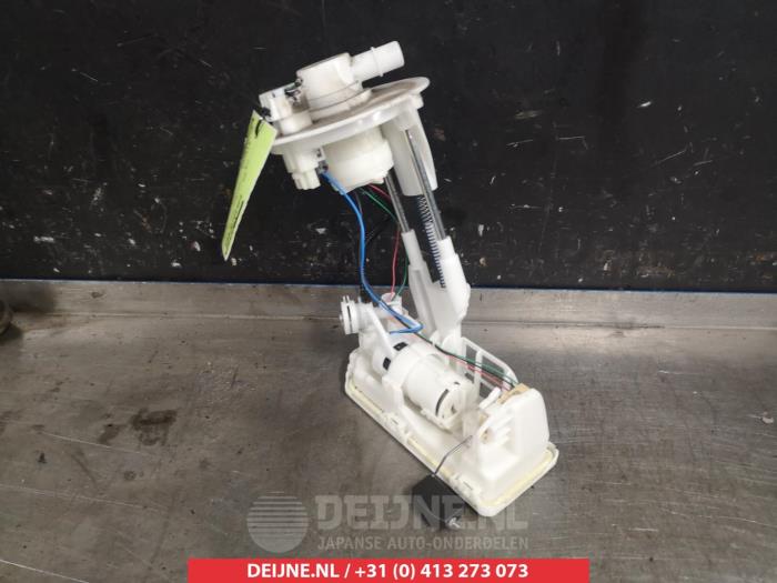 Gebruikte Tank element Pomp Toyota C-HR (X1,X5) 1.8 16V Hybrid Prijs € 85,00 Margeregeling aangeboden door V.Deijne Jap.Auto-onderdelen BV