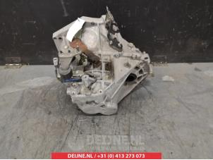 Toyota Aygo Getriebe O373210 foto 3