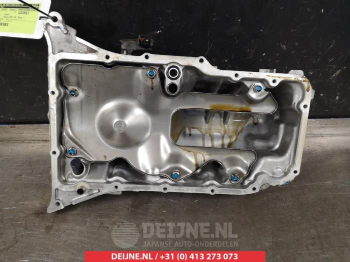 Gebruikte Carterpan Honda HR-V (RU) 1.5 i-VTEC 16V Prijs € 35,00 Margeregeling aangeboden door V.Deijne Jap.Auto-onderdelen BV