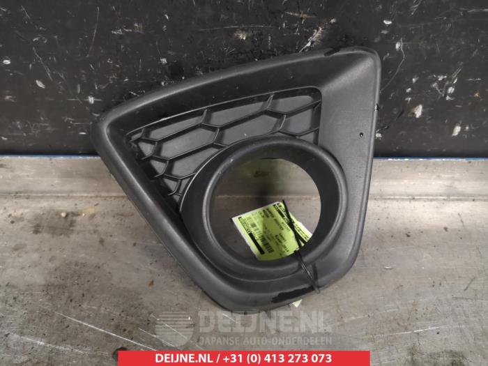 Mazda CX-5 Stoßstangenrost O264242