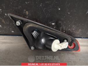 Mitsubishi Colt Achterklep reflector rechts O297162 foto 2