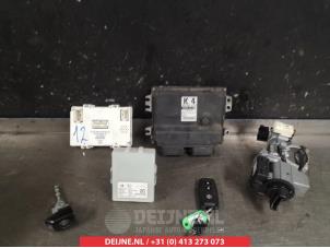 Suzuki Swift Engine management computer O345280 photo 4