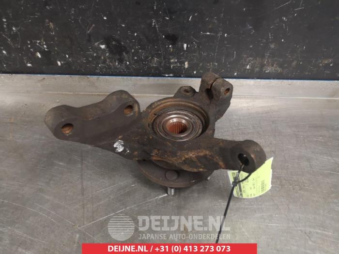 Hyundai Trajet Knuckle, front left O322380