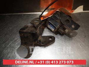 Gebruikte Sensor Airbag Lexus IS (E1) 200 2.0 24V Prijs € 20,00 Margeregeling aangeboden door V.Deijne Jap.Auto-onderdelen BV