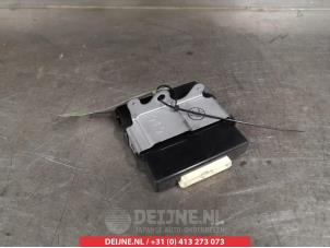 Toyota Rav-4 Transfer module 4x4 O373770 photo 2