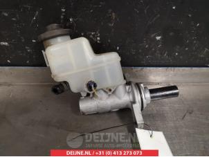 Gebruikte Hoofdremcilinder Toyota RAV4 (A3) 2.2 D-4D 16V 4x4 Prijs op aanvraag aangeboden door V.Deijne Jap.Auto-onderdelen BV