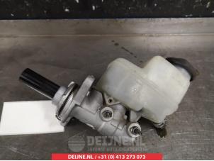 Toyota Rav-4 Hauptbremszylinder O337061 foto 2