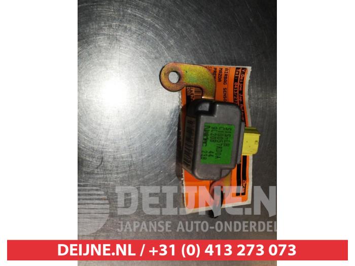 Gebruikte Airbag Sensor Mazda Premacy 1.8 16V Exclusive HP Prijs € 20,00 Margeregeling aangeboden door V.Deijne Jap.Auto-onderdelen BV