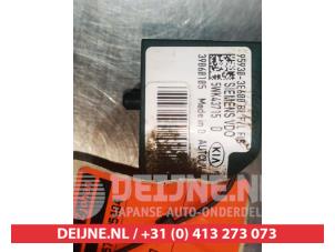 Kia Sorento Airbag sensor O334426 photo 4
