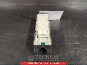 Toyota Auris Multi-functional window switch O312495 photo 2