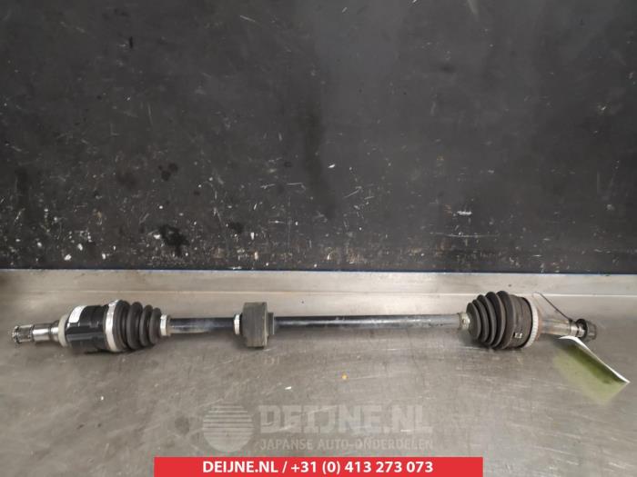 Toyota Yaris Front drive shaft, right O320046