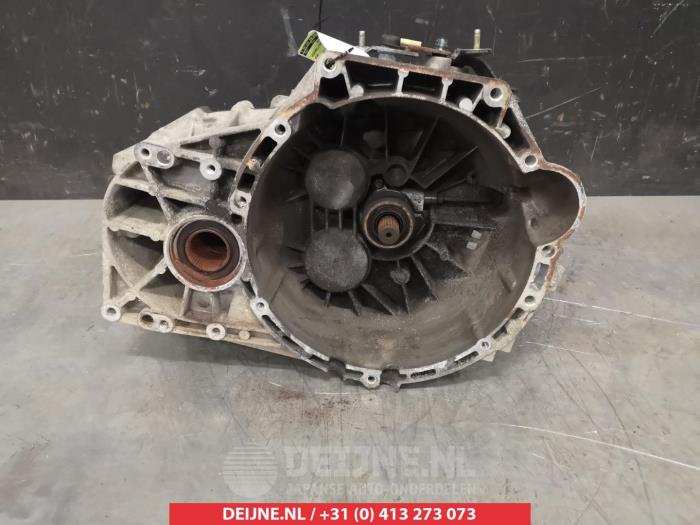 Kia Sorento Gearbox O372350