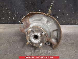 Daihatsu Gran Move Fusee rechts-voor O323990 foto 2