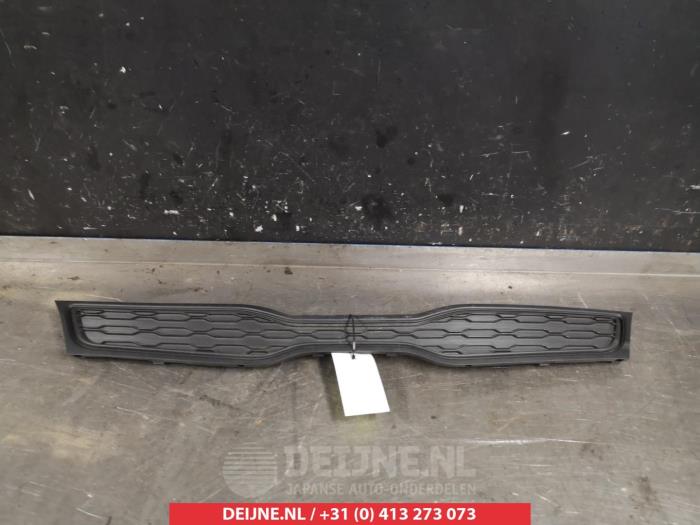 Kia Rio Grille O265249