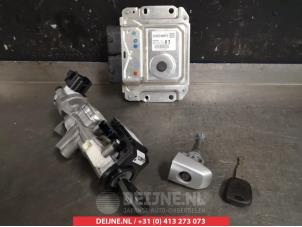 Suzuki Celerio Engine management computer O345255 photo 3
