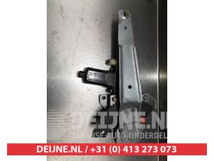 Hyundai Getz Ruitmechaniek 4Deurs links-achter O290322 foto 3