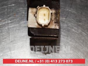 Toyota Avensis Verso ABS Sensor O327755 foto 3