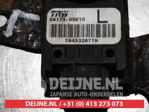 Toyota Avensis Airbag-Sensor O334541 foto 4