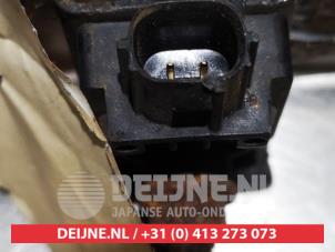 Toyota Avensis Airbag-Sensor O334541 foto 3