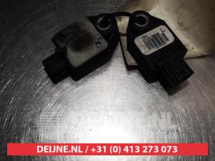 Toyota Avensis Airbag sensor O334542 photo 2