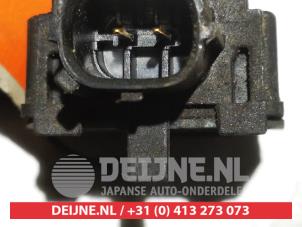 Toyota Avensis Airbag sensor O334542 photo 3