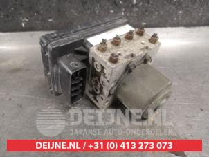 Gebruikte ABS Pomp Toyota Corolla Wagon (E12) 1.6 16V VVT-i Prijs € 75,00 Margeregeling aangeboden door V.Deijne Jap.Auto-onderdelen BV