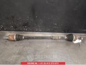 Gebruikte Cardanas rechts-voor (VWA) Honda Jazz (GE6/GE8/GG/GP) 1.4 VTEC 16V Prijs € 50,00 Margeregeling aangeboden door V.Deijne Jap.Auto-onderdelen BV