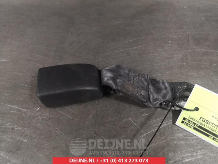 Suzuki Swift Rear seatbelt buckle, left O316121