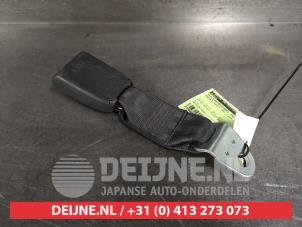 Suzuki Swift Rear seatbelt buckle, centre O315892 photo 2