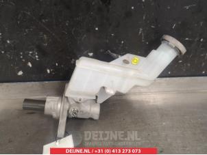 Suzuki Swift Master cylinder O336997 photo 2