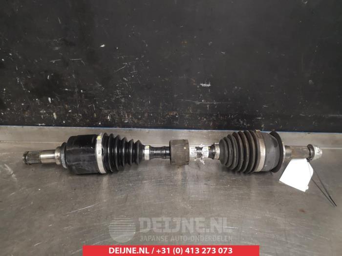 Suzuki Vitara Aandrijfas links-voor O318540