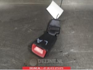 Suzuki Swift Rear seatbelt buckle, left O316120 photo 2