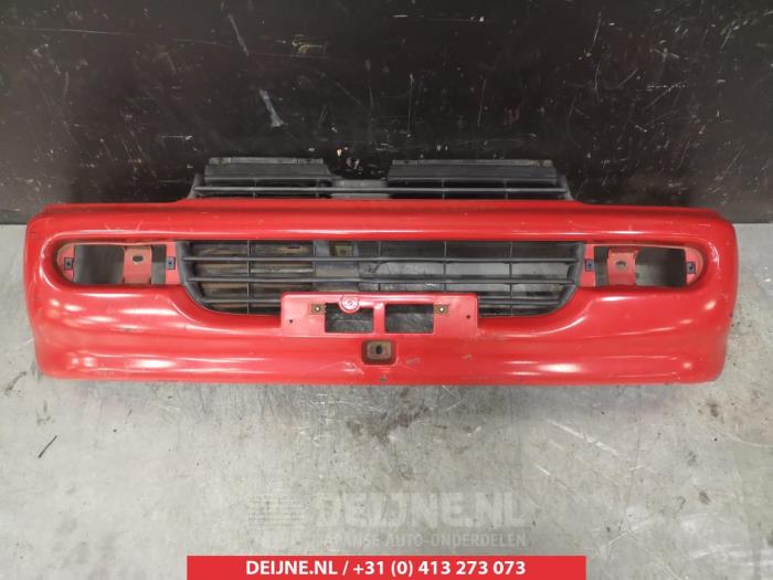 Subaru Vivio Stoßstange vorne O263687