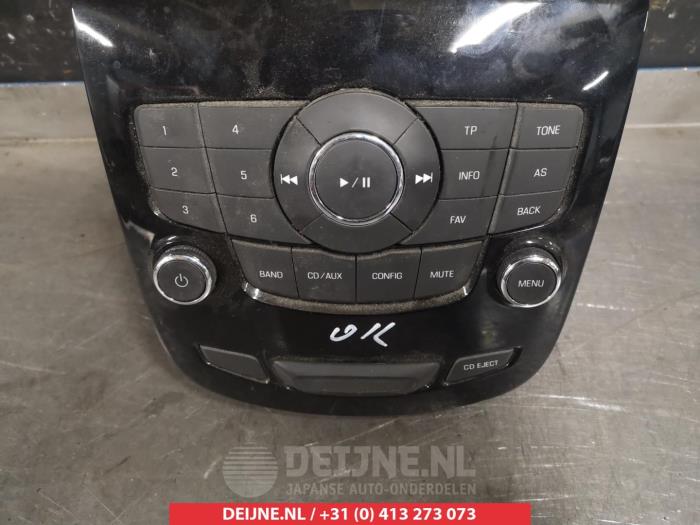 Chevrolet Orlando Radiobedienings paneel O312565