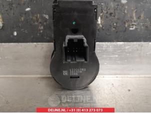 Chevrolet Orlando Light switch O306501 photo 2