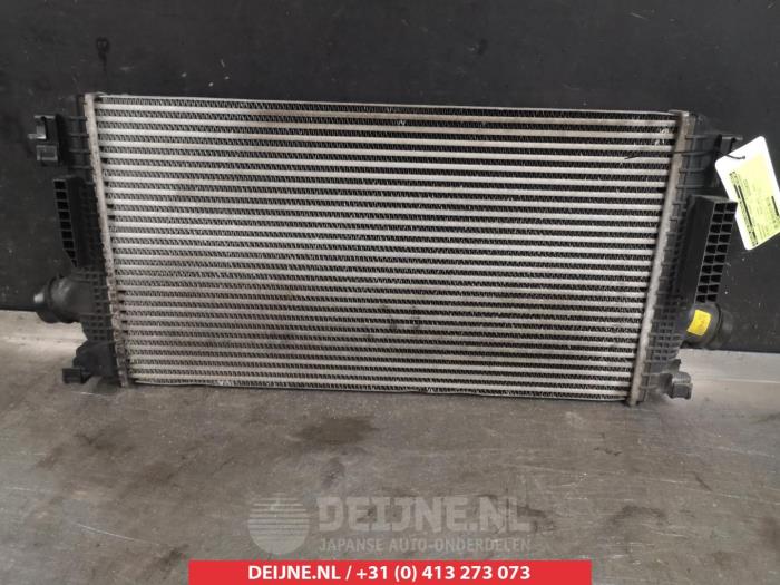 Gebruikte Intercooler Chevrolet Orlando (YYM/YYW) 2.0 D 16V Prijs € 40,00 Margeregeling aangeboden door V.Deijne Jap.Auto-onderdelen BV