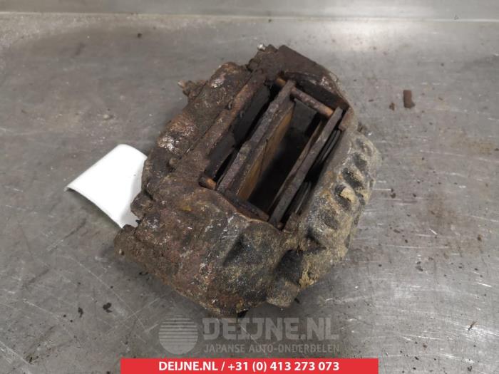 Toyota Hilux Remklauw (Tang) rechts-voor O326898