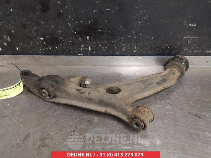 Honda Civic Draagarm onder rechts-voor O382518